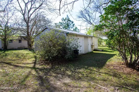 111 North Drive Chocowinity NC 27817