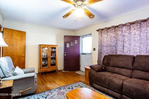 111 North Drive Chocowinity NC 27817