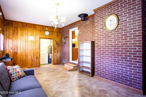 111 North Drive Chocowinity NC 27817