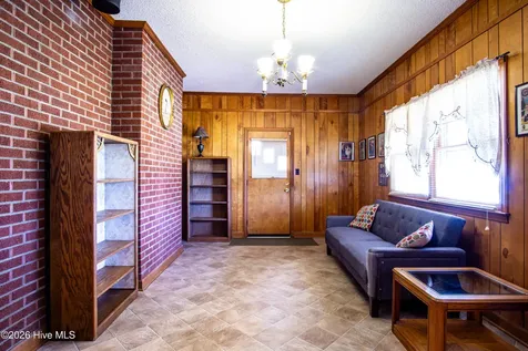 111 North Drive Chocowinity NC 27817