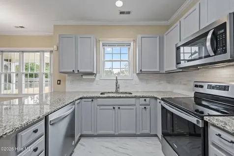 208 Chastain Drive Jacksonville NC 28546