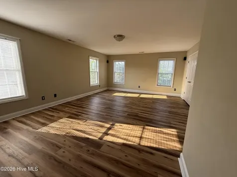 208 Chastain Drive Jacksonville NC 28546