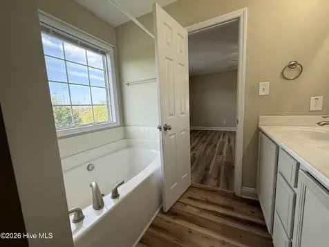 208 Chastain Drive Jacksonville NC 28546