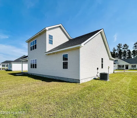 826 Hidden Bridge Road Jacksonville NC 28546