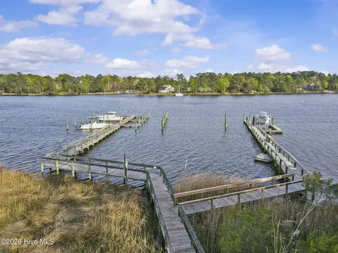 65 Overlook Court E Grantsboro NC 28529
