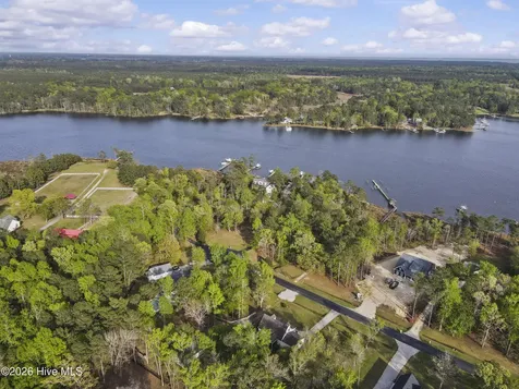 65 Overlook Court E Grantsboro NC 28529