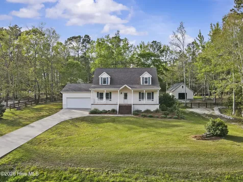 65 Overlook Court E Grantsboro NC 28529
