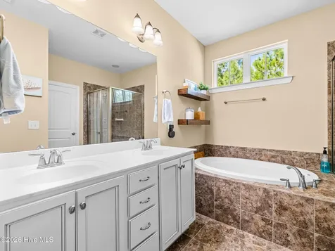 357 Belvedere Drive Holly Ridge NC 28445