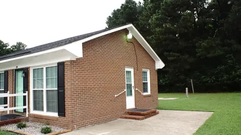 121 Walter Drive Battleboro NC 27809