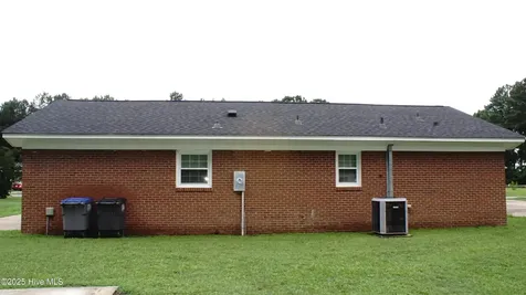121 Walter Drive Battleboro NC 27809
