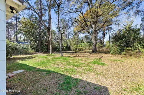221 N Thompson Street Whiteville NC 28472