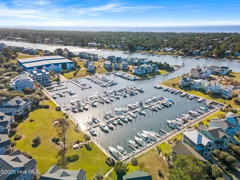3632 Holly Harbor Drive Southport NC 28461