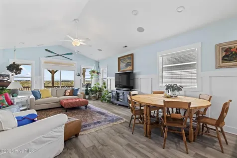 813 N New River Drive Surf City NC 28445