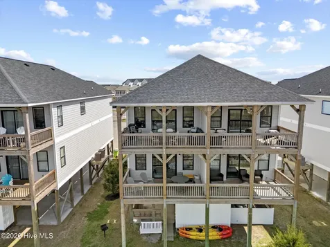 813 N New River Drive Surf City NC 28445