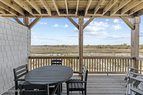 813 N New River Drive Surf City NC 28445