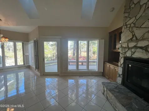 609 Cottonwood Court Vass NC 28394