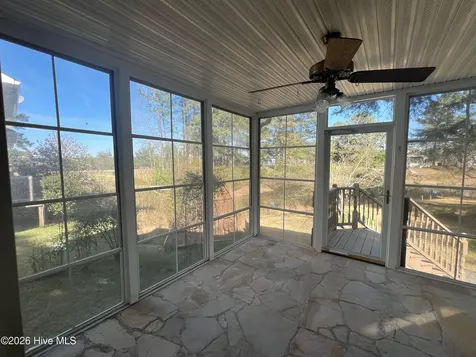 609 Cottonwood Court Vass NC 28394