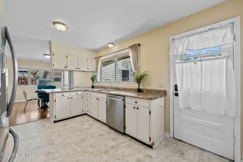 105 E Sherwood Drive Havelock NC 28532