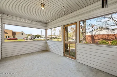 105 E Sherwood Drive Havelock NC 28532