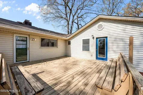 105 E Sherwood Drive Havelock NC 28532