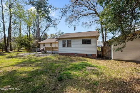 105 E Sherwood Drive Havelock NC 28532