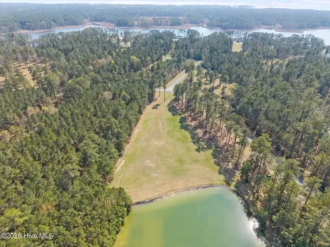 1512, 1535 Bailey Pointe Drive Belhaven NC 27810