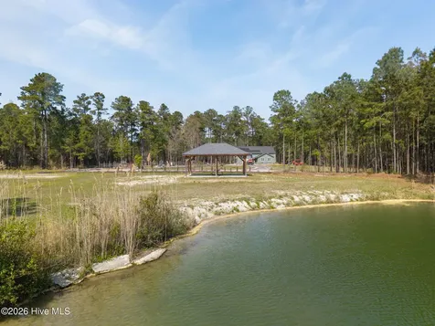 1512, 1535 Bailey Pointe Drive Belhaven NC 27810