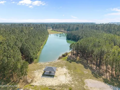 1512, 1535 Bailey Pointe Drive Belhaven NC 27810