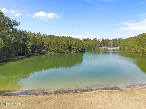 1512, 1535 Bailey Pointe Drive Belhaven NC 27810