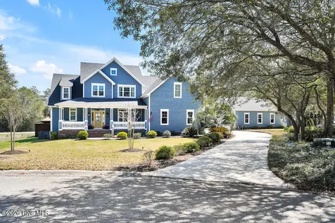 5207 White Ibis Court Southport NC 28461