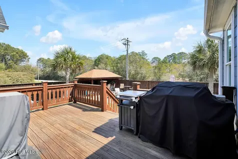 5207 White Ibis Court Southport NC 28461