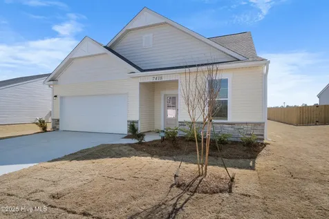 7418 Linda Vista Lane Leland NC 28451