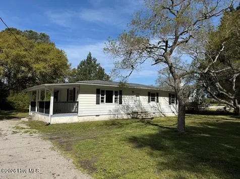 308 Mccabe Road Morehead City NC 28557
