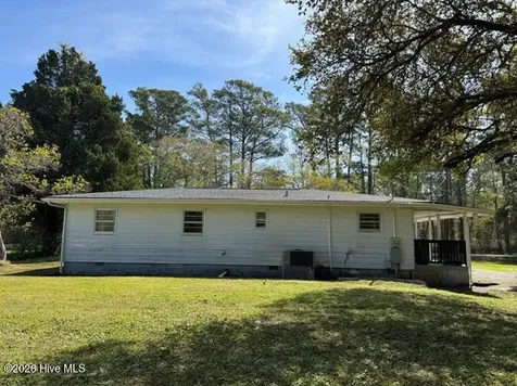 308 Mccabe Road Morehead City NC 28557