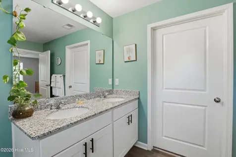 2518 Sardis Drive SE Bolivia NC 28422