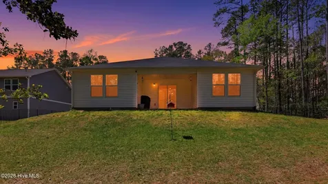 2518 Sardis Drive SE Bolivia NC 28422