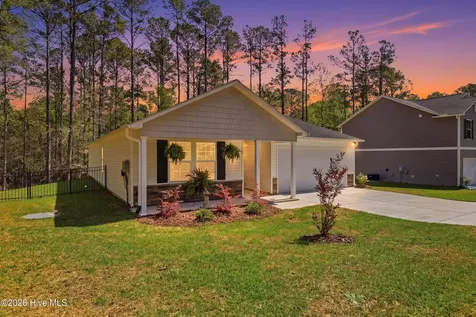 2518 Sardis Drive SE Bolivia NC 28422