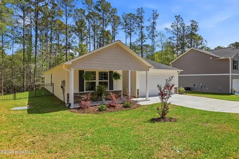 2518 Sardis Drive SE Bolivia NC 28422