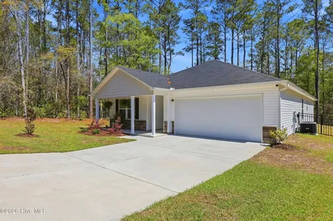 2518 Sardis Drive SE Bolivia NC 28422