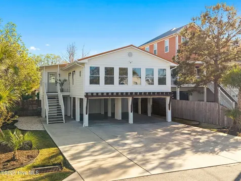 305 Sumter Avenue Carolina Beach NC 28428