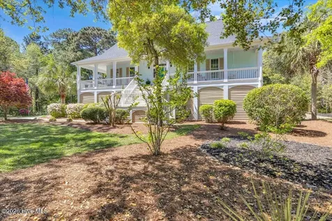 711 Alyssum Avenue Caswell Beach NC 28465