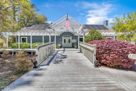 711 Alyssum Avenue Caswell Beach NC 28465