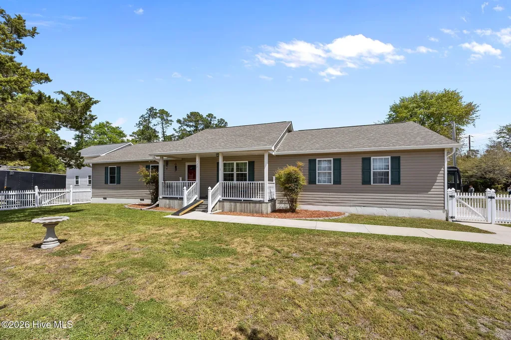 722 Chatham Street Newport NC 28570
