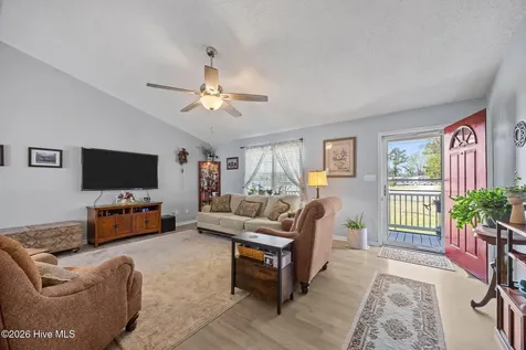 722 Chatham Street Newport NC 28570