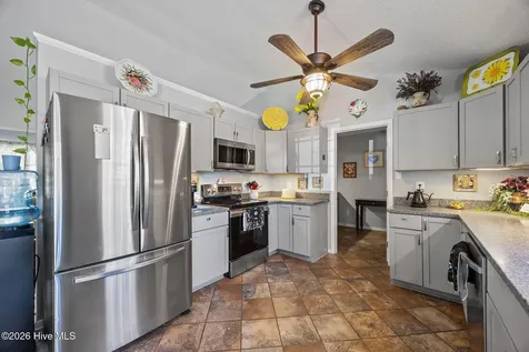 722 Chatham Street Newport NC 28570