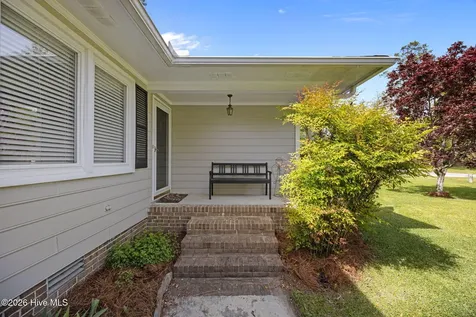 3020 Red Fox Road Trent Woods NC 28562
