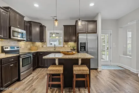 7205 Sanctuary Drive Wilmington NC 28411