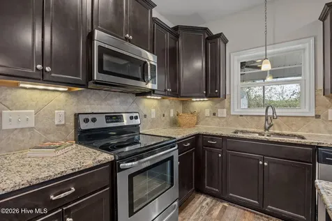 7205 Sanctuary Drive Wilmington NC 28411