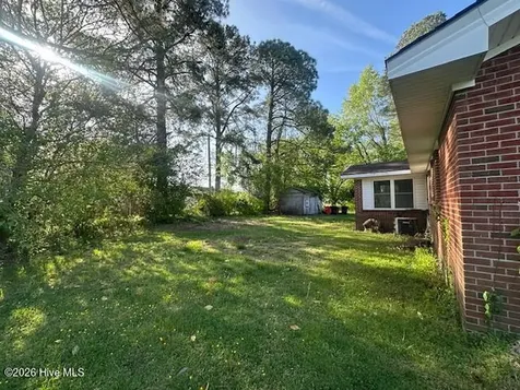 1206 Bias Street Elizabeth City NC 27909
