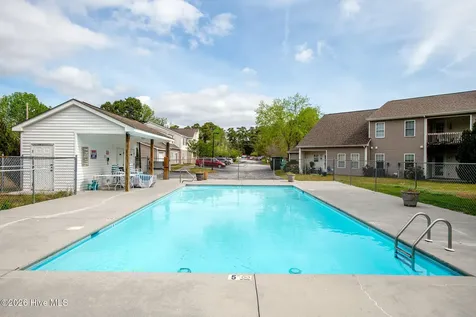 4513 Country Club Road Morehead City NC 28557